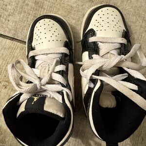 Kids Black and White Jordan 1